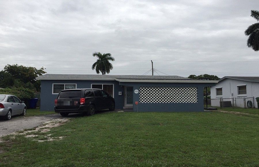 1st image of 2220 N 61st Ter