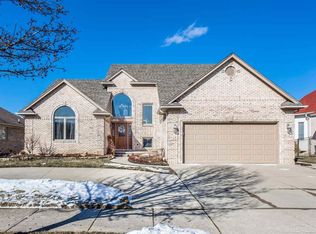 16141 Harvest Spring Ln, Macomb, MI 48042