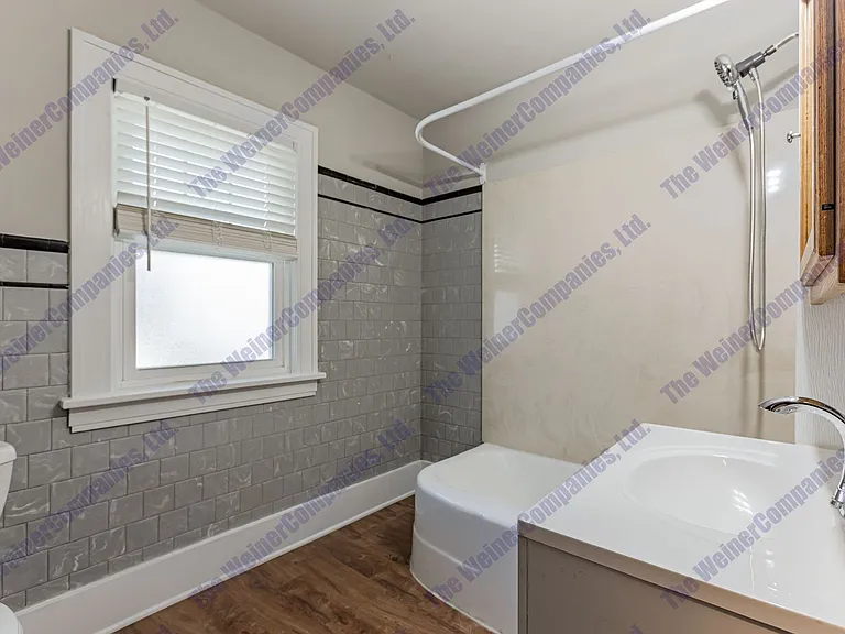 606 W White St — Photo 25