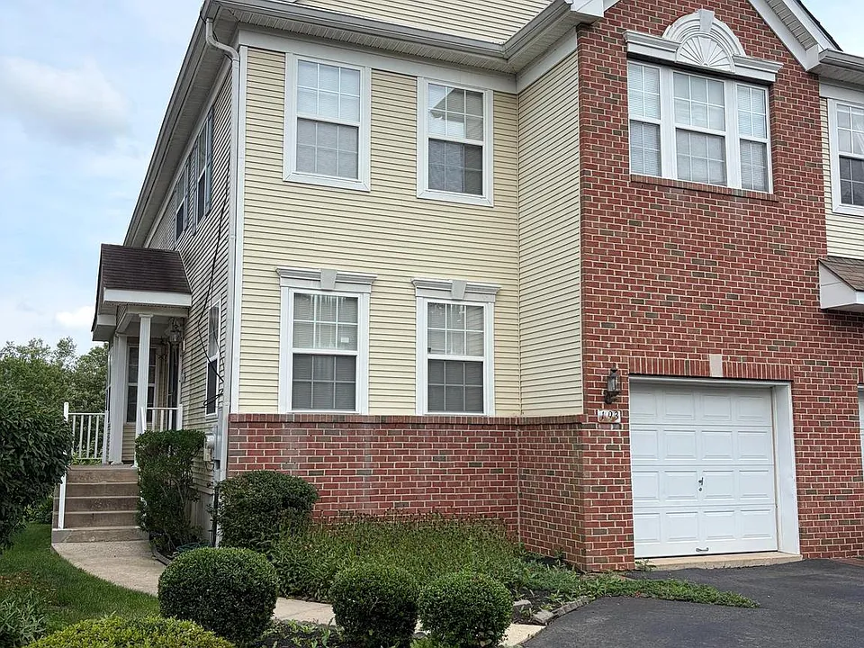 193 Fountayne Ln