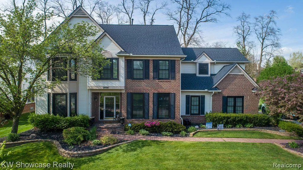 2008 S Applebrook Dr E photo 1
