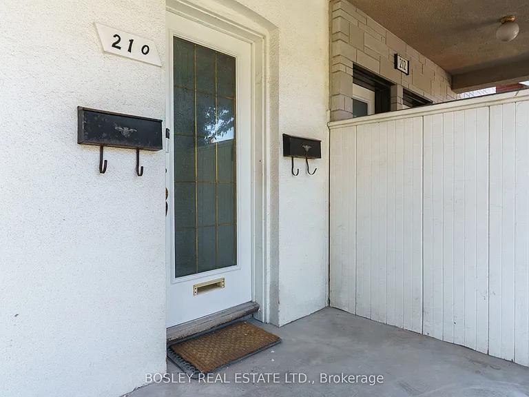 210 Westmount Ave #1 — Photo 4