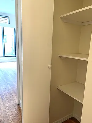 Rented by Oxford Property Group | media 25