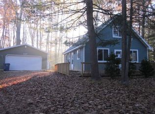 107 Whitebirch Dr, Houghton Lake, MI 48629