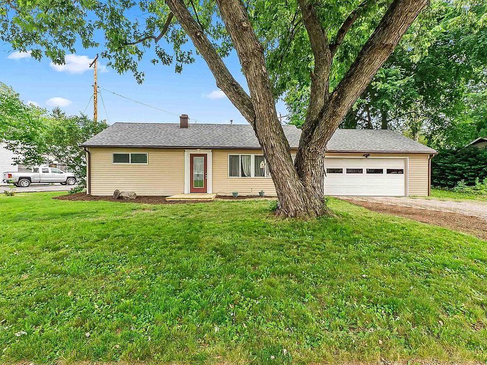 1st image of 627 Courtney Dr