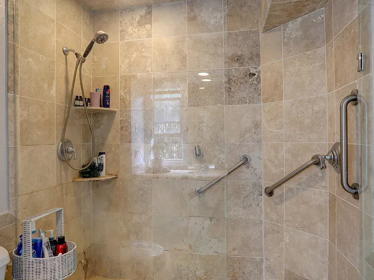 7736 Meadow Rd #102 — Photo 17