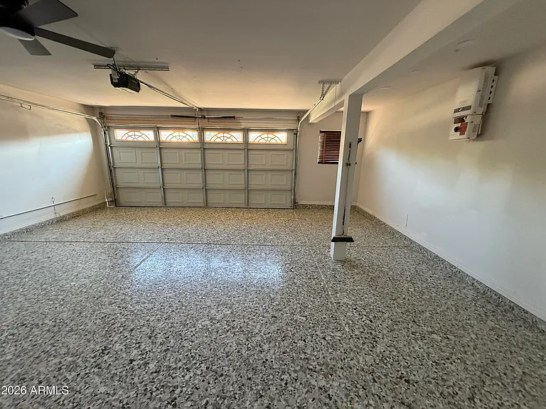 518 W Scott Ave — Photo 26