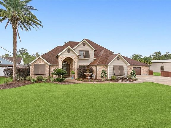 3rd image of 604 Terri Dr