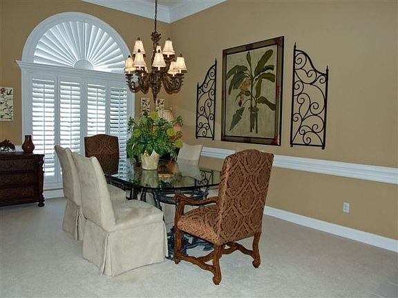 3rd image of 8241 Seven Mile Dr