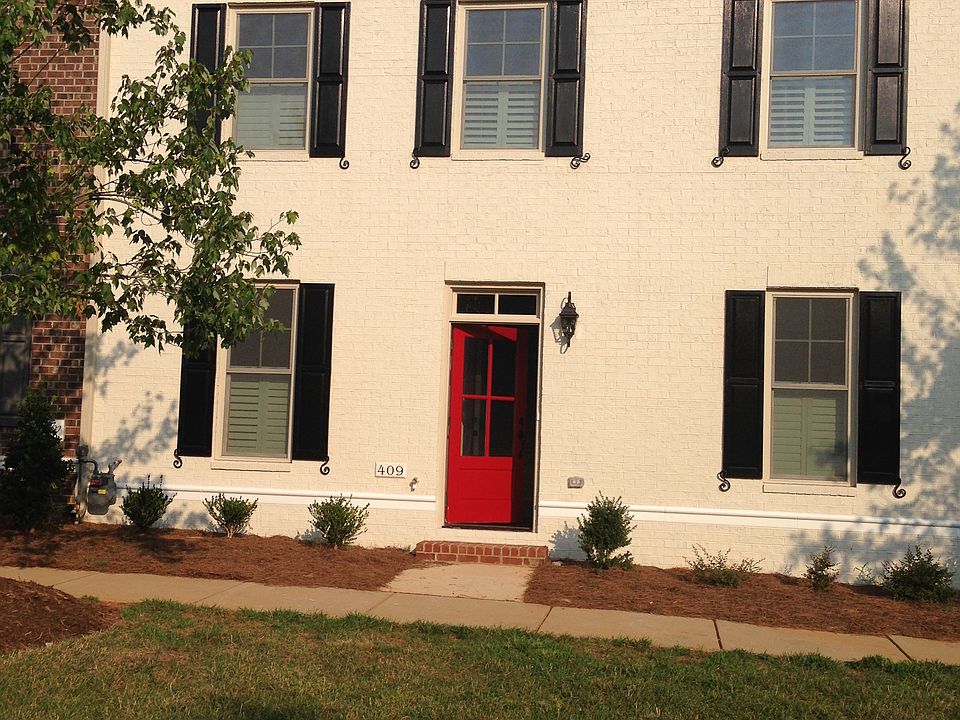 1st image of 409 Nobles Way