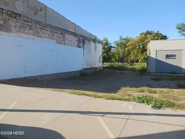 106 Main St W, Bryant, SD 57221