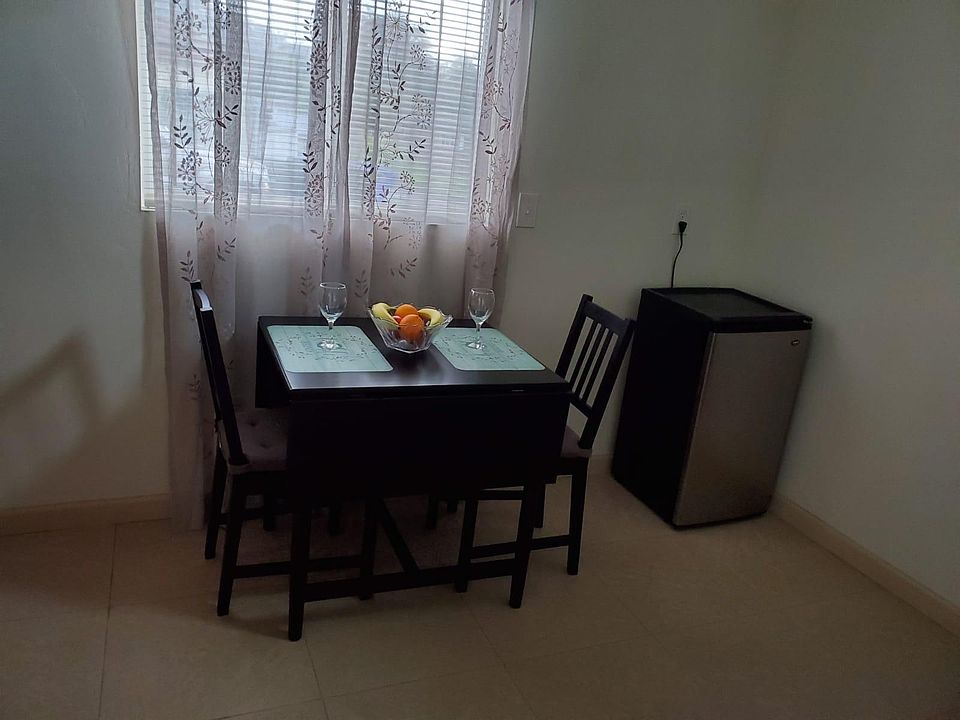 8875 Lemon Ave, La Mesa, CA 91941 Zillow