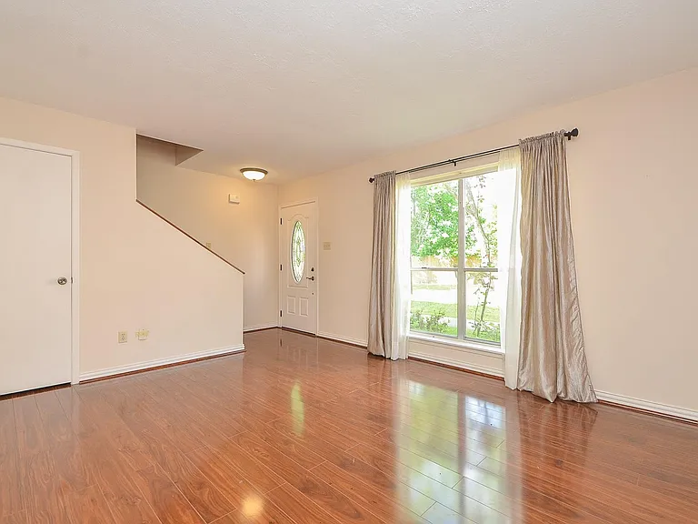 2209 Bauer Dr #B — Photo 4