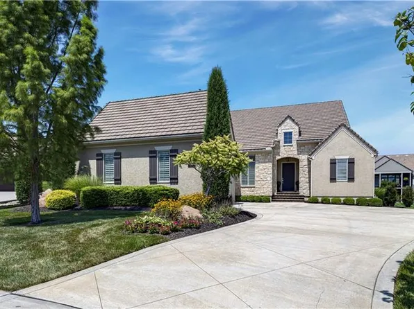 3122 W 150th Ter, Overland Park, KS 66224
