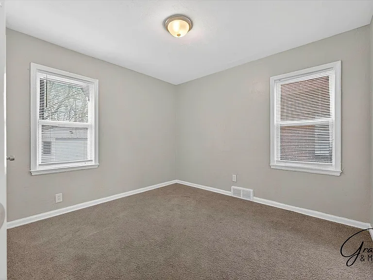 12716 Riad St — Photo 19