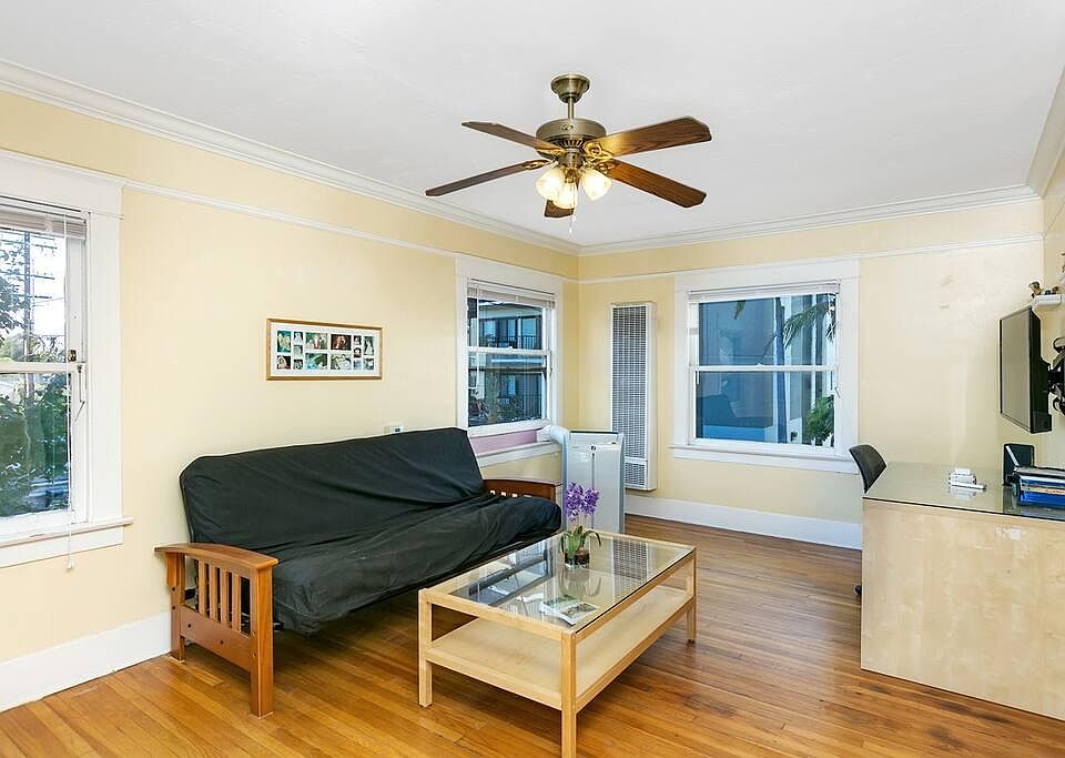 1st image of 3932 Georgia St