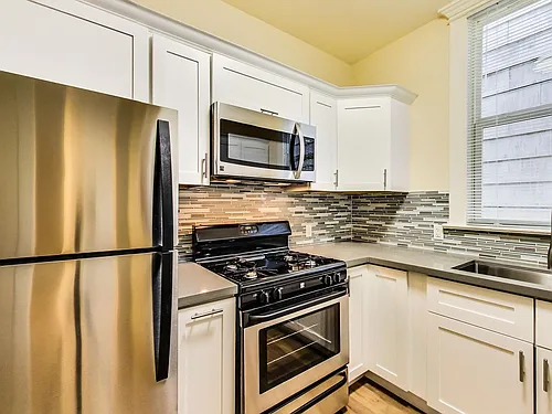 1160 Pine St #2 Photo 1