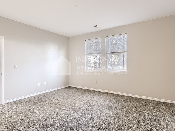 5th image of 3325 Molly Ln
