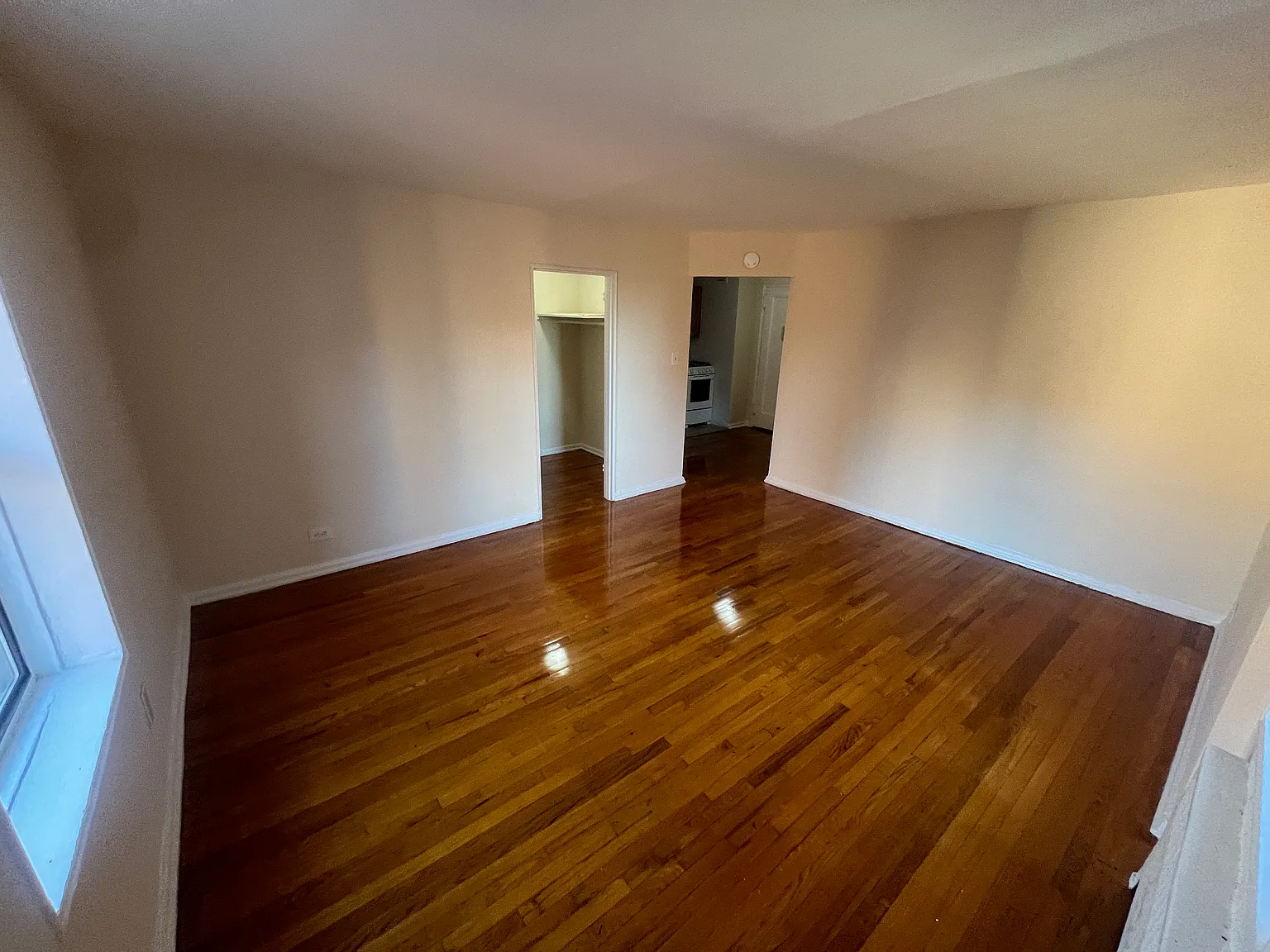 Studio, 500 sqft, $1,795 — Photo 2