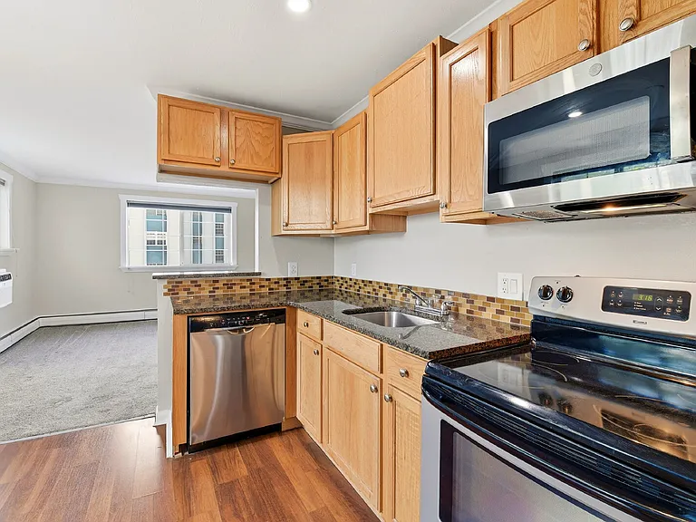 1 S Pennsylvania St #302 — Photo 10