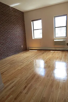 Rented by Roth Realty Management LLC | media 38