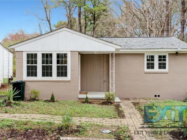 55 Cottage Ln, Lawrenceville, VA 23868