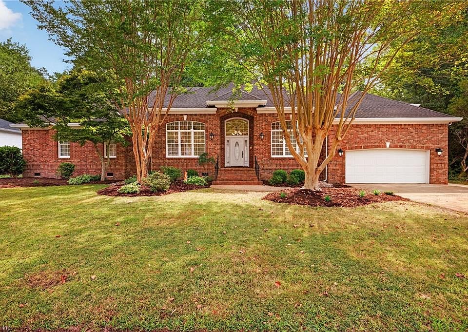 1st image of 1584 Godfrey Ln