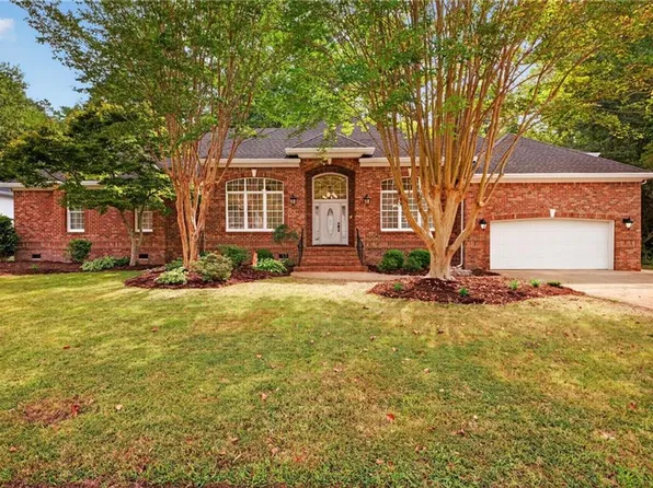 1584 Godfrey Ln, Virginia Beach, VA 23454