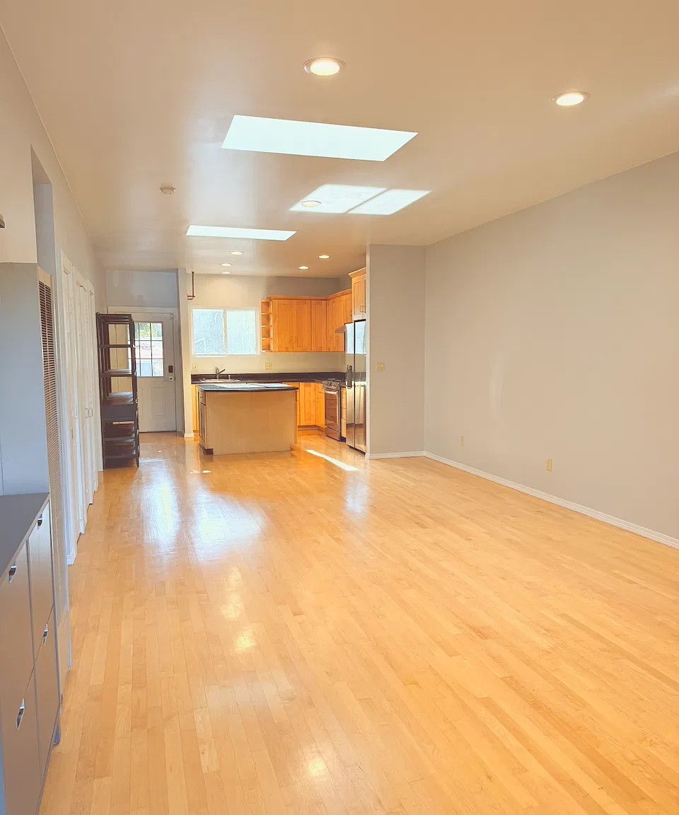 5529 Beaudry St — Photo 3