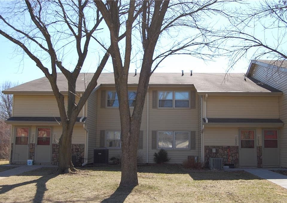 1st image of 1035 NW Greenwood St #1035