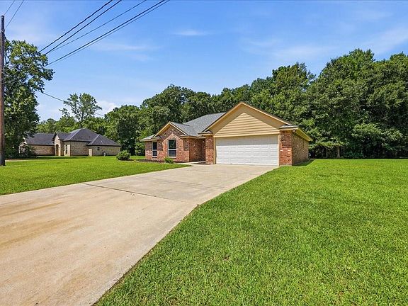4th image of 230 Teal Dr