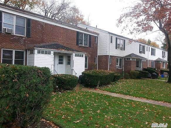 1st image of 82 Sea Cliff Ave