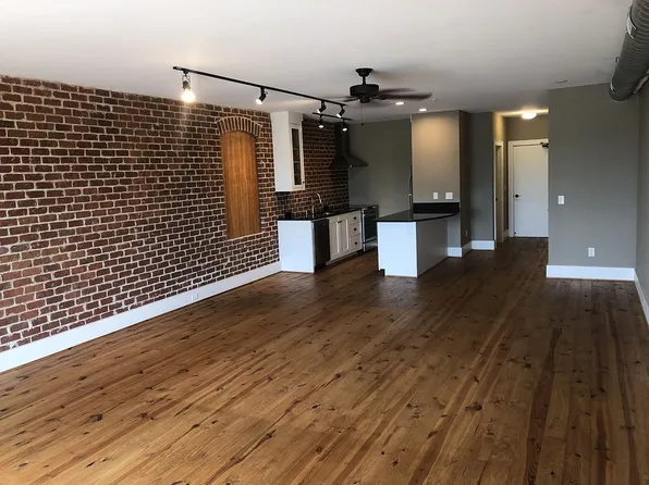 300 Mason Ave #1C, Cape Charles, VA 23310