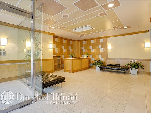 2nd image of 11624 Grosvenor Ln APT 10C