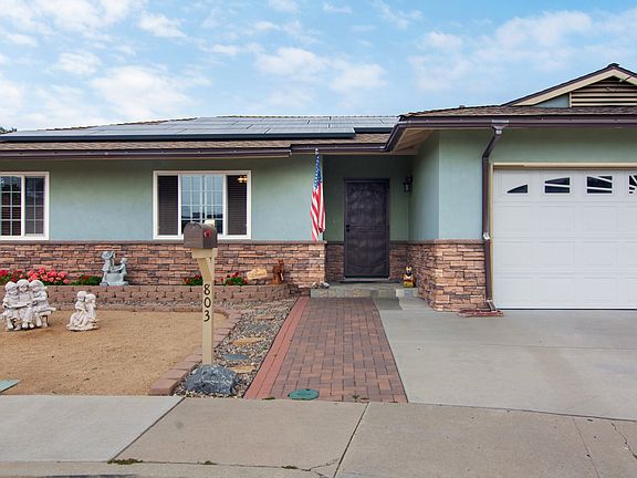 2nd image of 803 Mary Ct