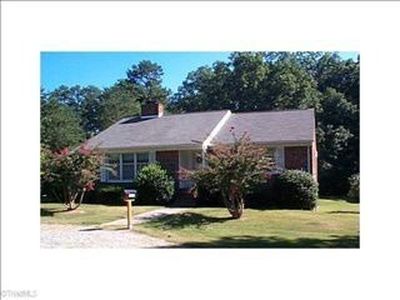 2070 Pleasant Ridge Rd, Greensboro, NC, 27410