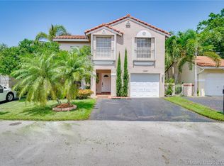 1257 Seagrape Cir, Weston, FL 33326
