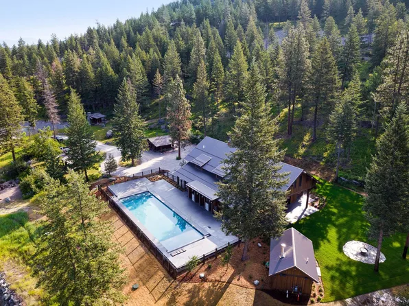 270 Trading Post Trl, Bigfork, MT 59911