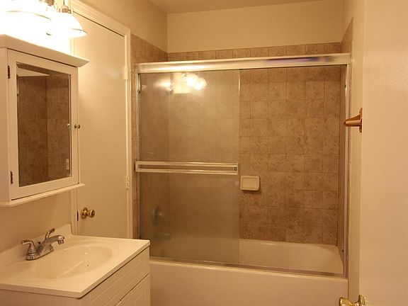 5th image of 1216 Dana Dr APT A