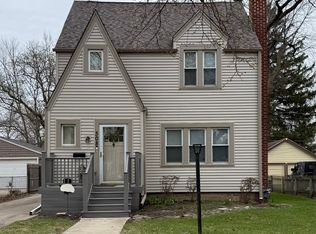 308 S Commonwealth Ave, Aurora, IL 60506