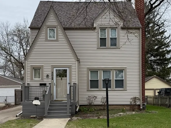 308 S Commonwealth Ave, Aurora, IL 60506