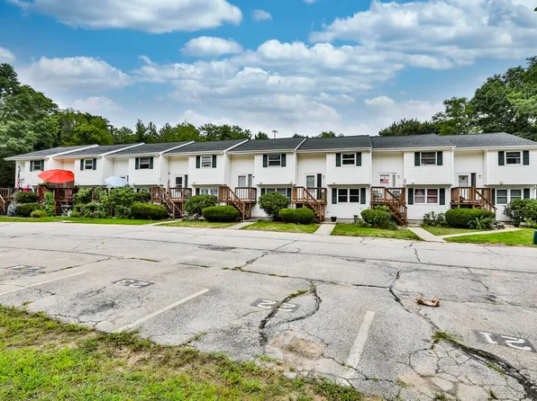 879 Mammoth Road #304, Manchester, NH 03104