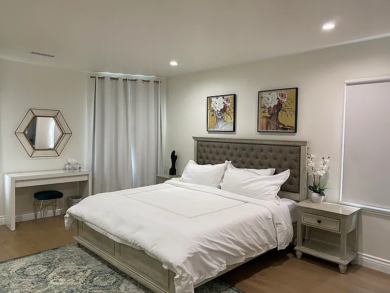 140 S Gardner St — Photo 16