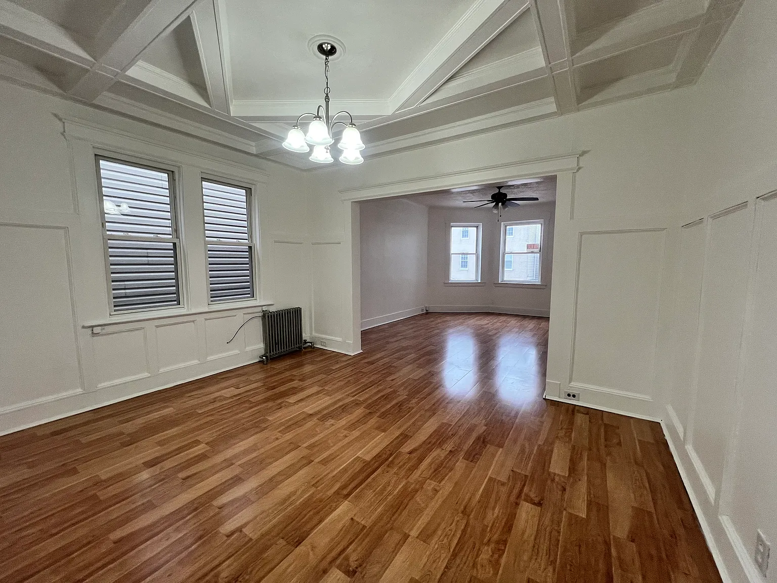 3 bed, 950 sqft, $2,500 — Photo 3
