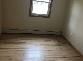 352 Grove St, Woonsocket, RI 02895