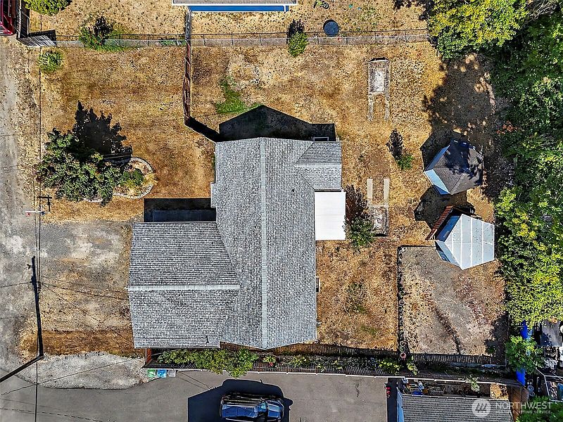 2nd image of 3125 Oas Drive W