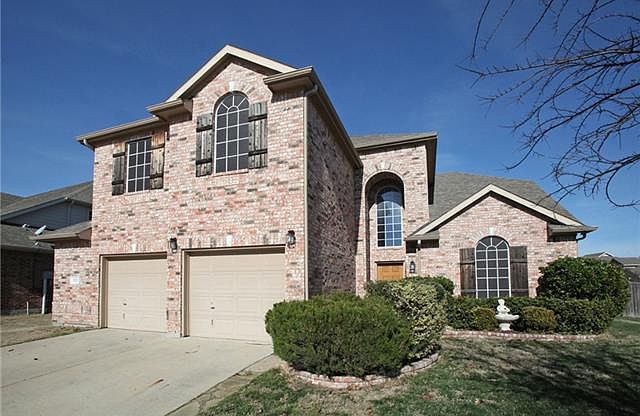 1st image of 153 Briar Grove Dr