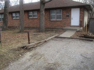 1904 N Creasy Springs Rd #A, Columbia, MO 65202