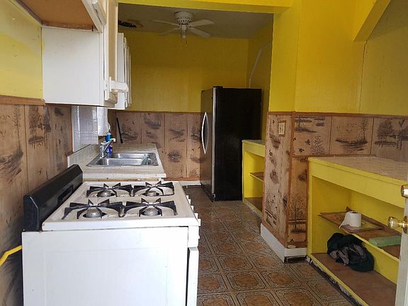 2nd image of 953-955 Leona Ave