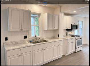 12 Maple St APT 1, Orleans, VT 05860